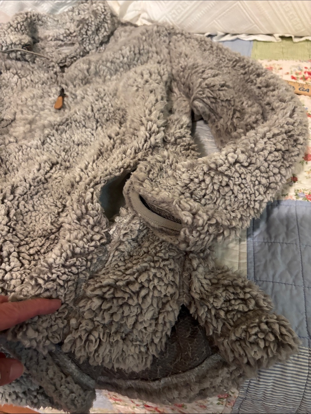 Heathmoor Plush Gray Sherpa Quarter-Zip Pullover - Picture 5 of 8